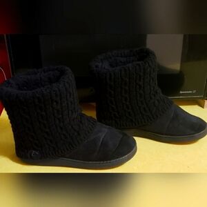 ♥️♥️Muk Luks Women's Cable Knit Bootie